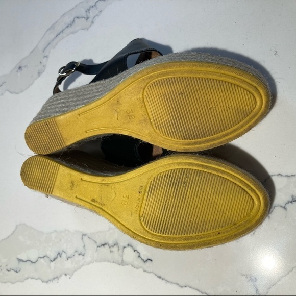 LOLE Sz 38 Espadrille Wedges Sandals 2 Toned Straps  Buckle Closure - Picture 6 of 7